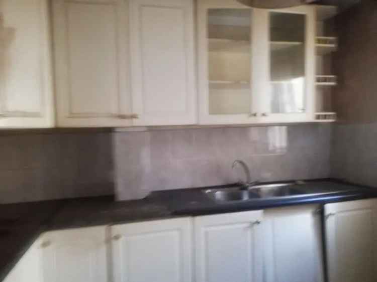 3 Bedroom Duplex For Sale in Montclair