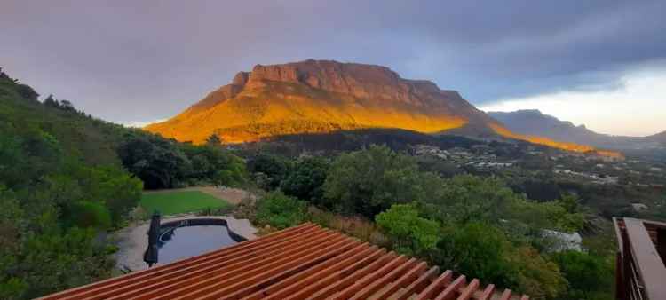 5 Bedroom Freestanding For Sale in Mount Rhodes