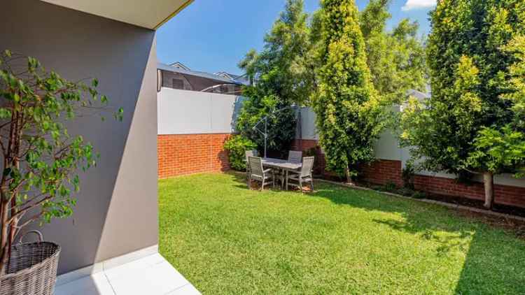 3 Bedroom apartment to rent in Broadacres, Sandton