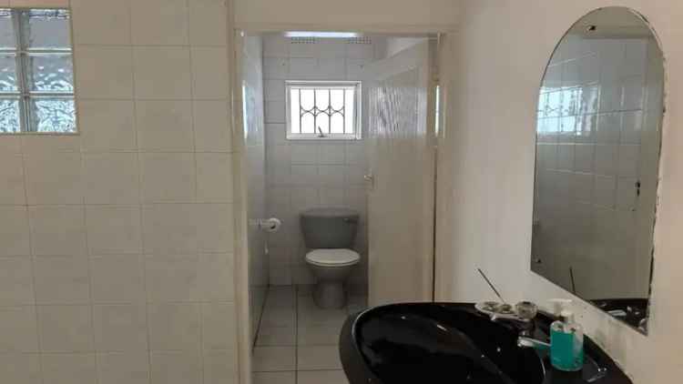 3 Bedroom House for Sale in Merebank East Durban