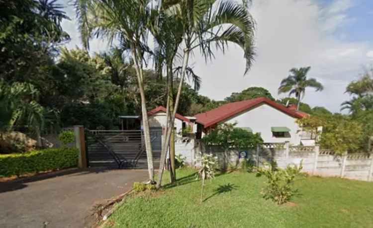 3 Bedroom House with Granny Flats For Sale