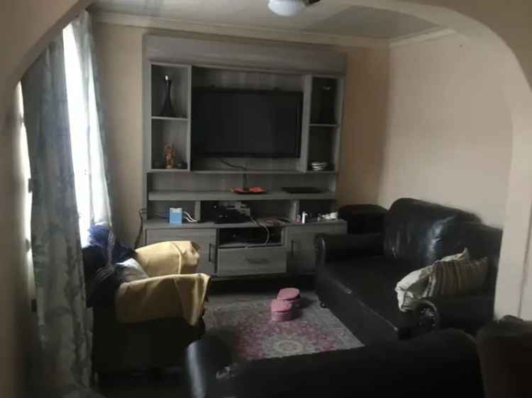 4 Bedroom Freehold House For Sale