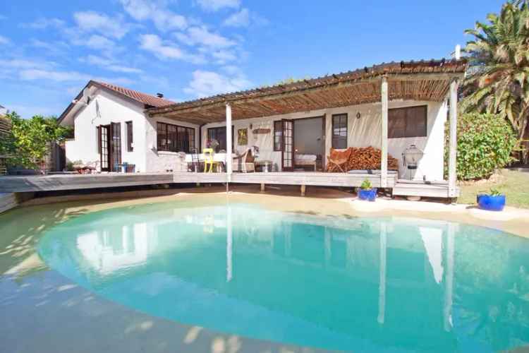 3 Bedroom House For Sale in Kommetjie