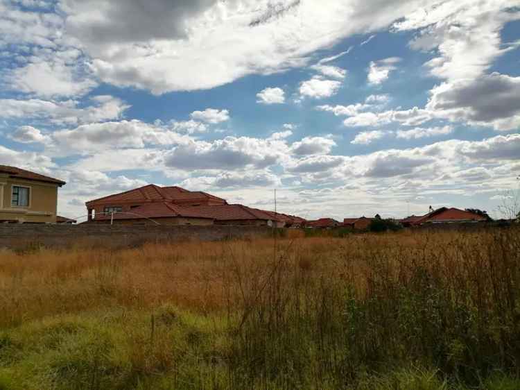 1010m² Vacant Land For Sale in Waldrift - Prime Corner Stand