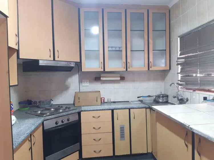 3 Bedroom House with Granny Flat For Sale