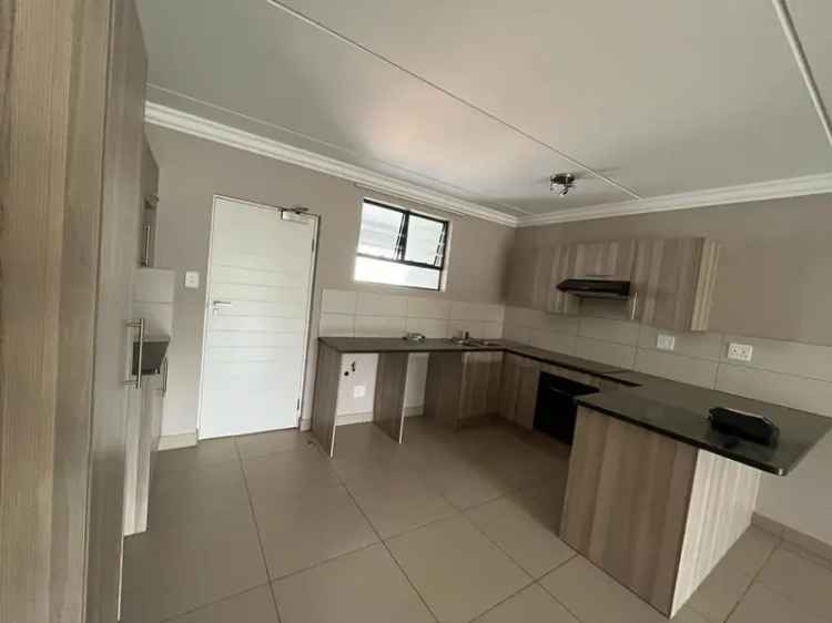 2 Bedroom Apartment To Let in Broadacres
