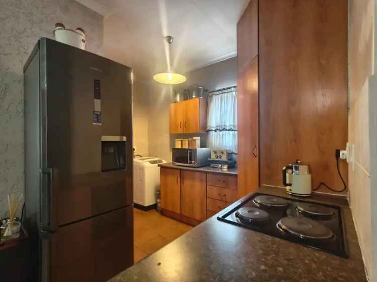 3 Bedroom House To Let in Waterval East