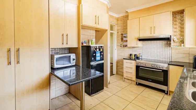 3 Bedroom House for Sale in Krugersdorp
