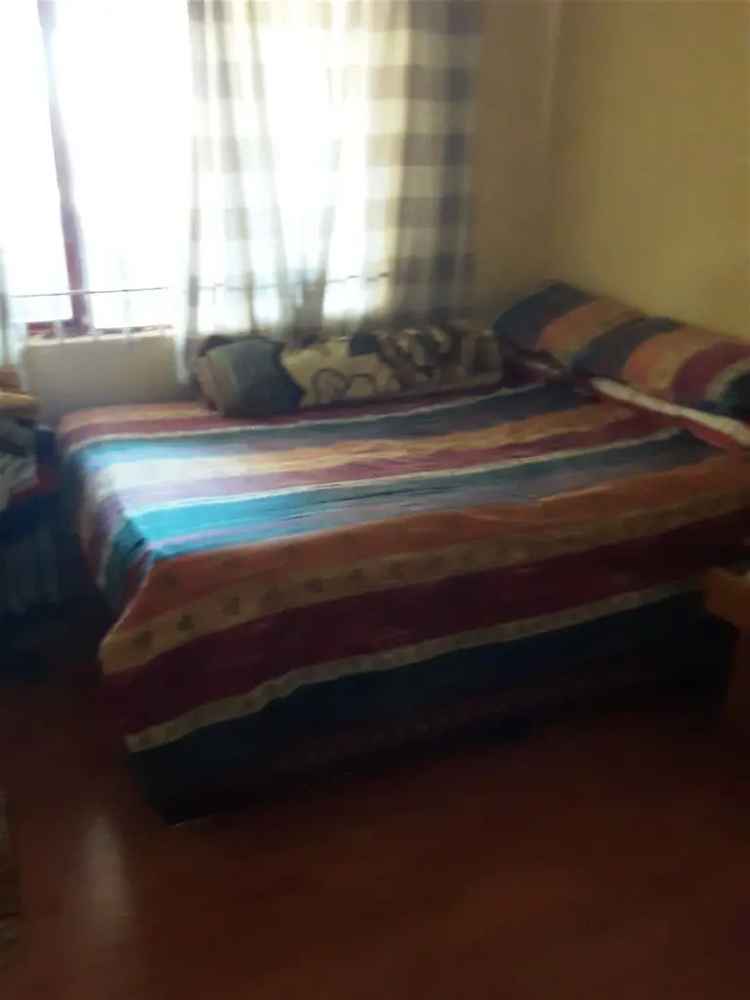 3 Bedroom Townhouse To Let in Montclair