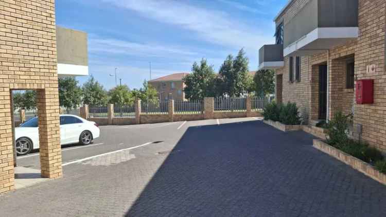 2 Bedroom Duplex for Sale in Protea Heights Brackenfell
