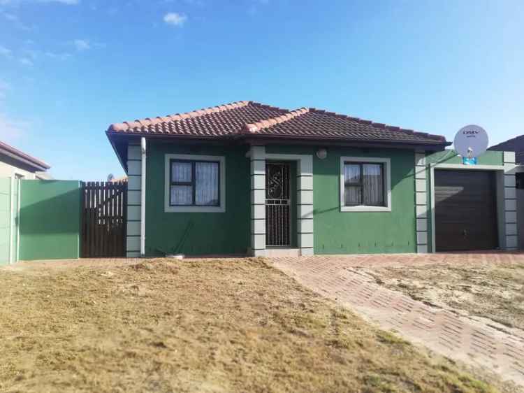 3 Bedroom House For Sale in Hagley