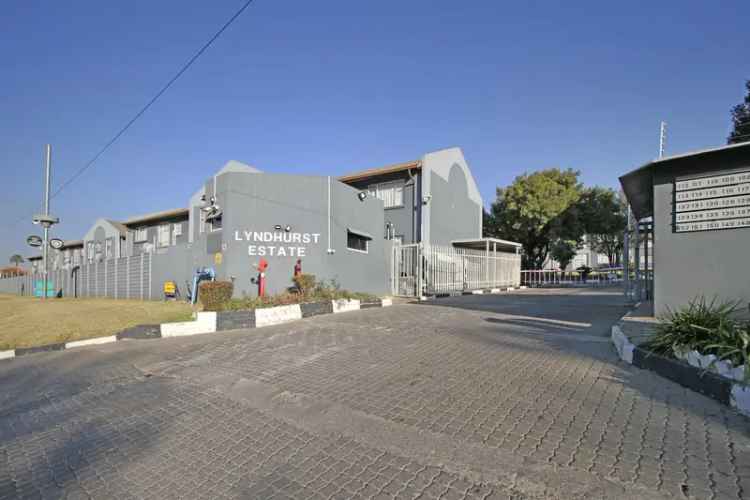 2 Bedroom Townhouse for Sale in Bramley View
