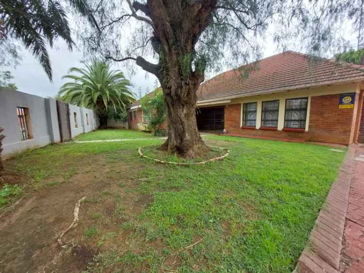 5 Bedroom Freehold For Sale in Ingagane