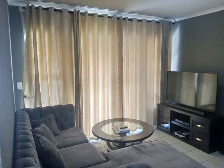 2 Bedroom Sectional Title Apartment in Brentwood Park