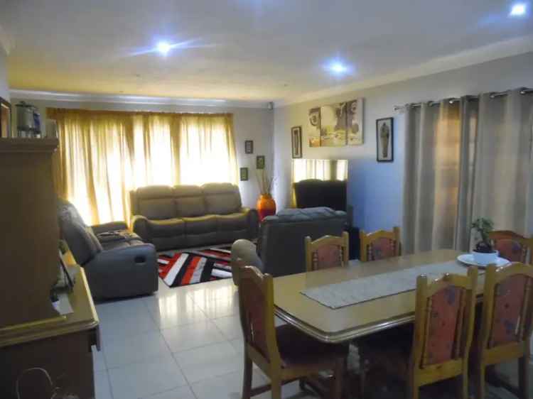4 Bedroom House For Sale St Helena Family Home Prime Area