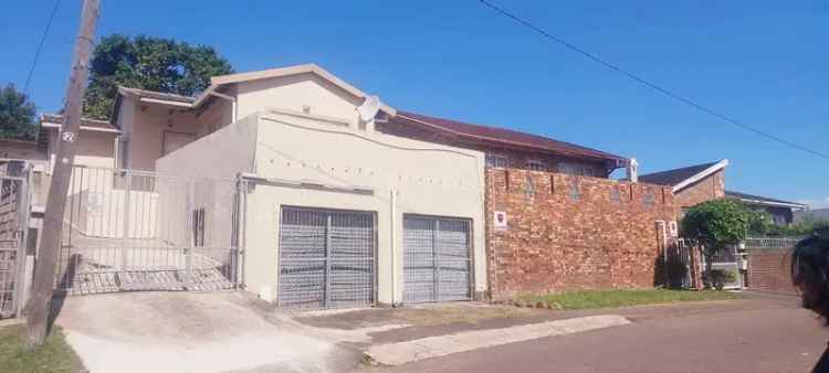 2 Bedroom House with Granny Flat For Sale