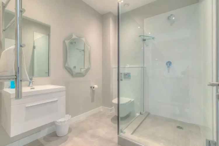1 Bedroom Apartment To Let in Paardevlei