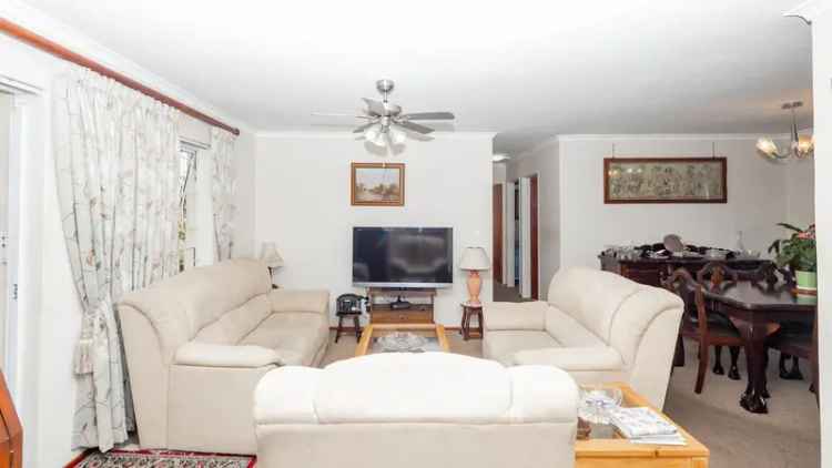 3 Bedroom House for Sale in Secure Retirement Development